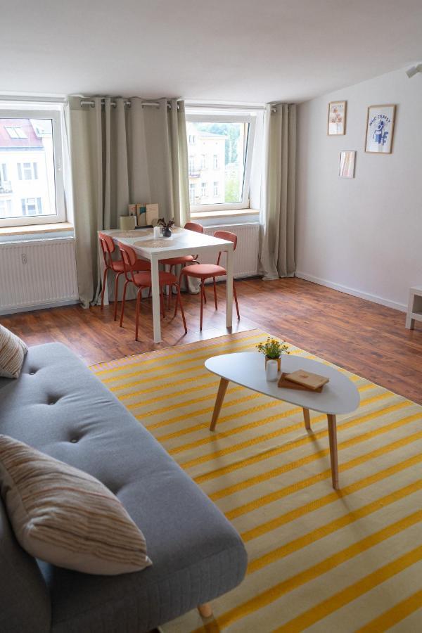 The Good Apartment Powisle 3 Bedrooms Варшава Екстериор снимка